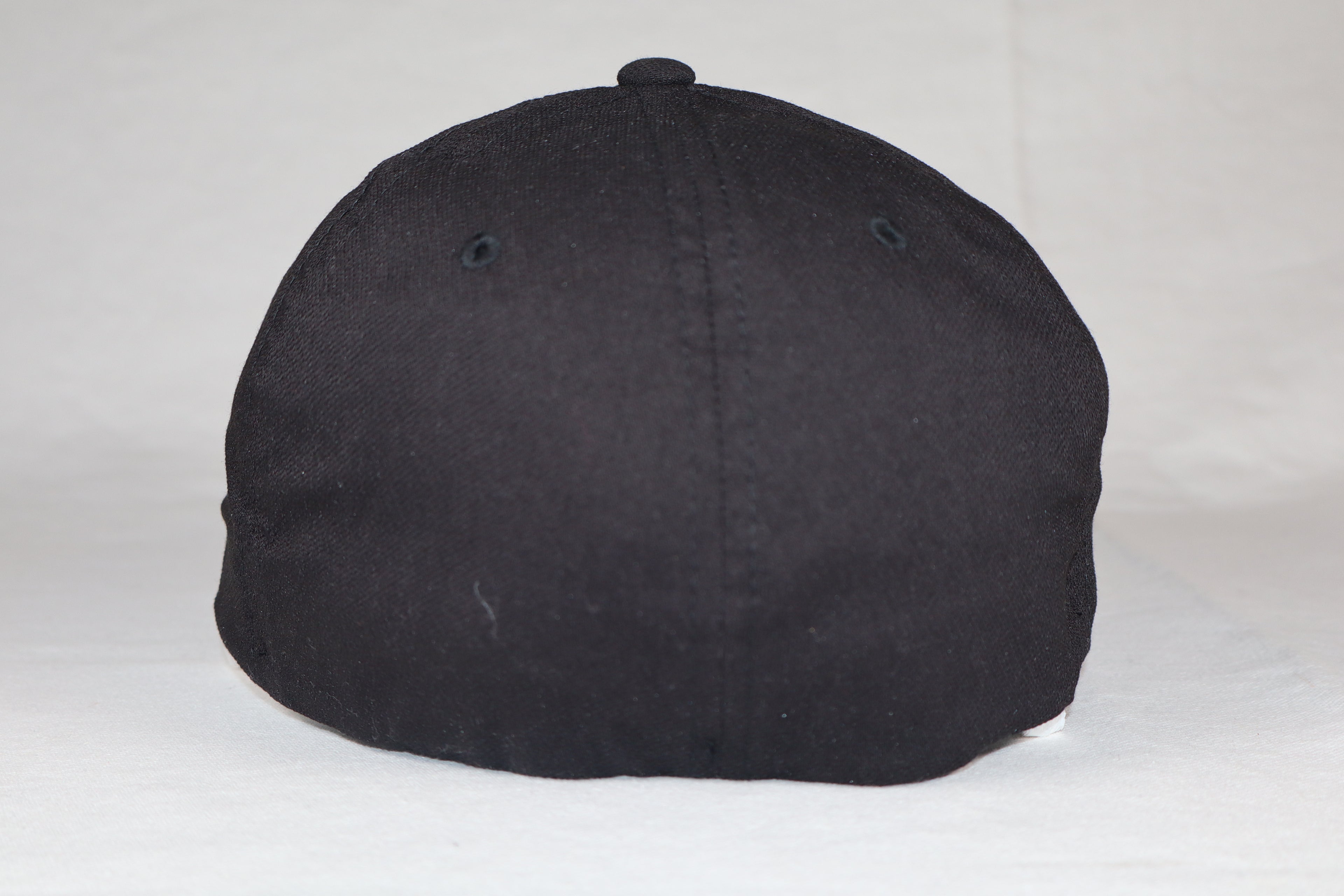 TravisMathew Flexfit Hat – Black – New with Tags