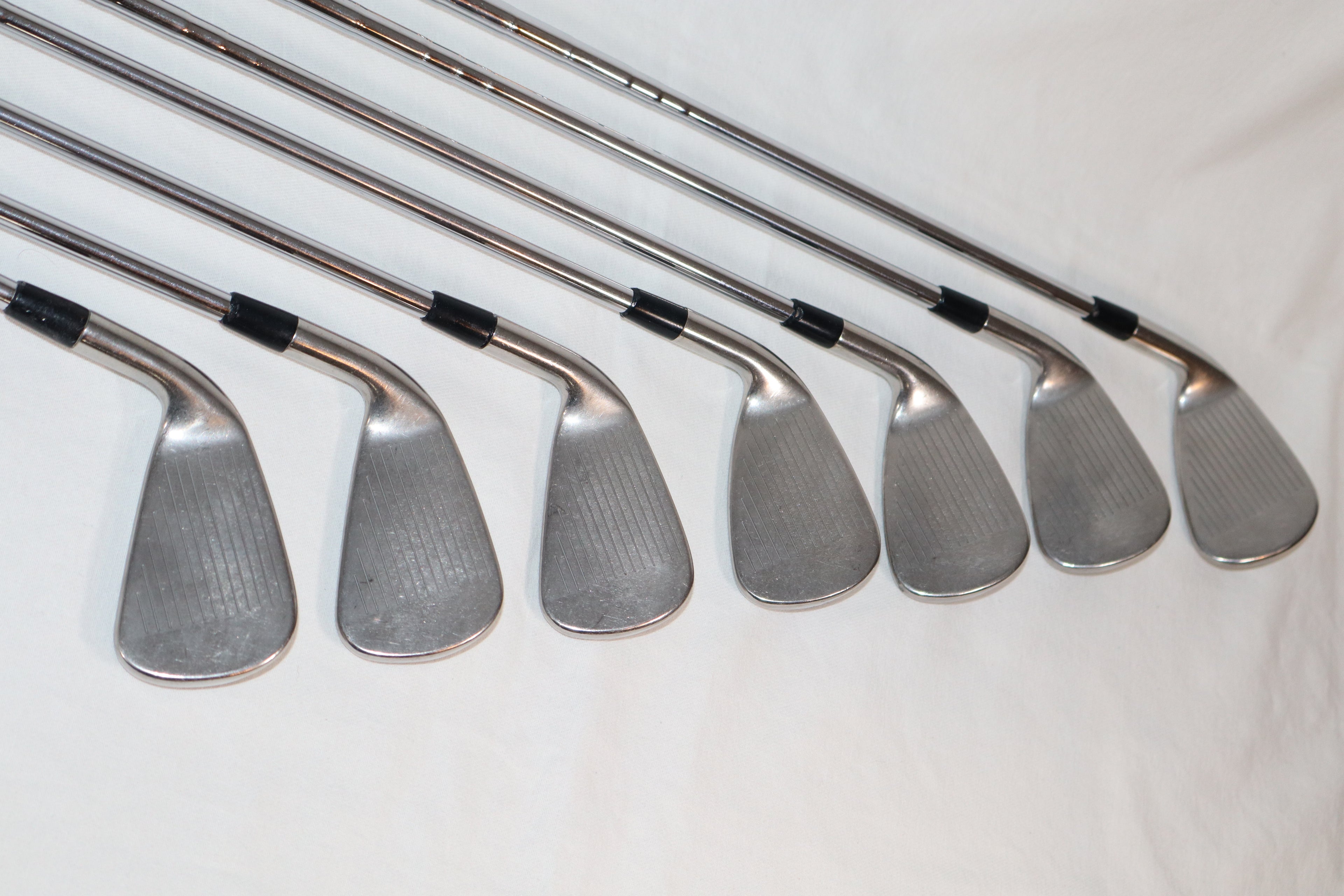 Titleist AP1 Iron Set (5–W) – Right Handed – Uniflex Steel Shafts