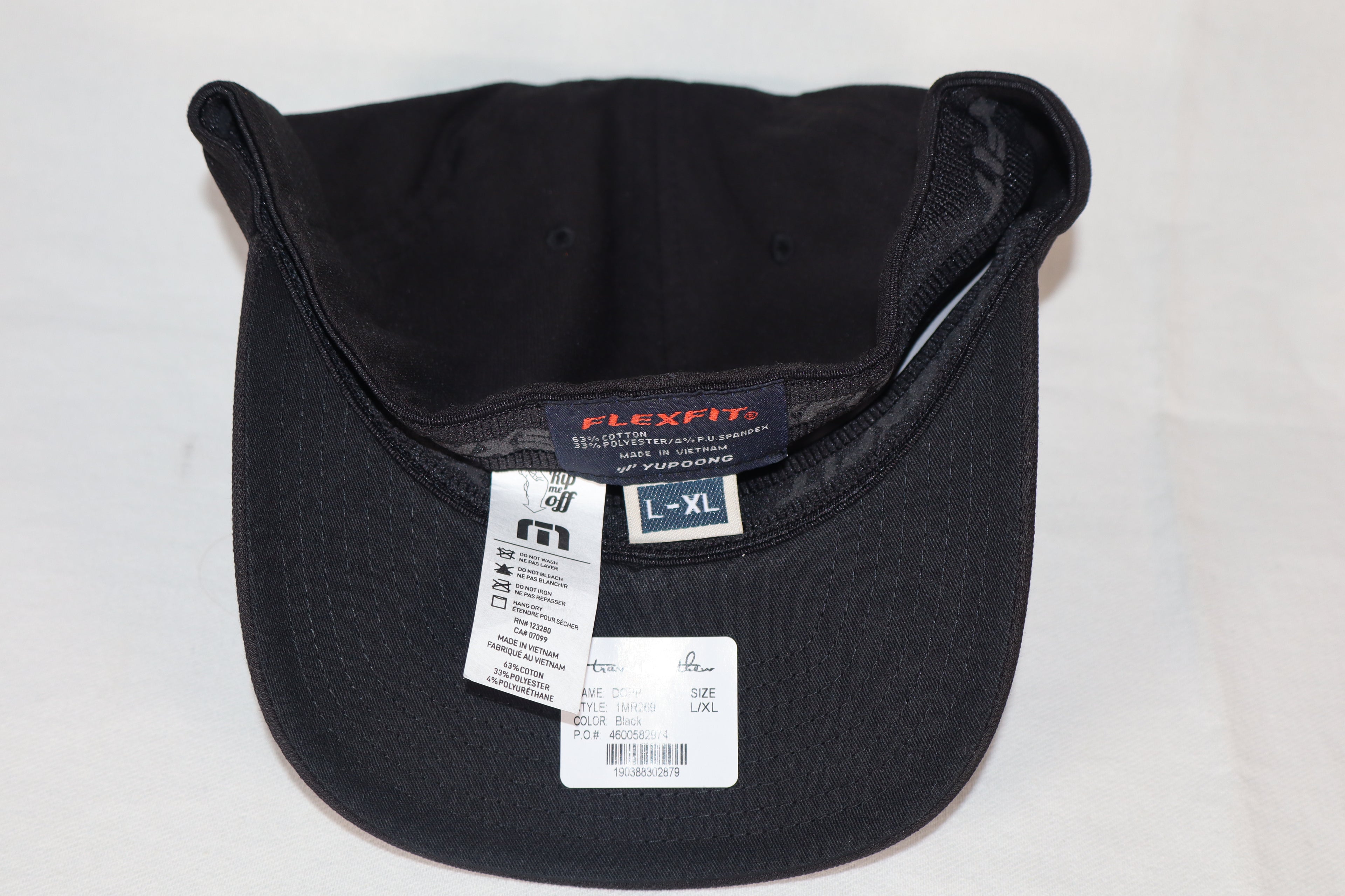 TravisMathew Flexfit Hat – Black – New with Tags