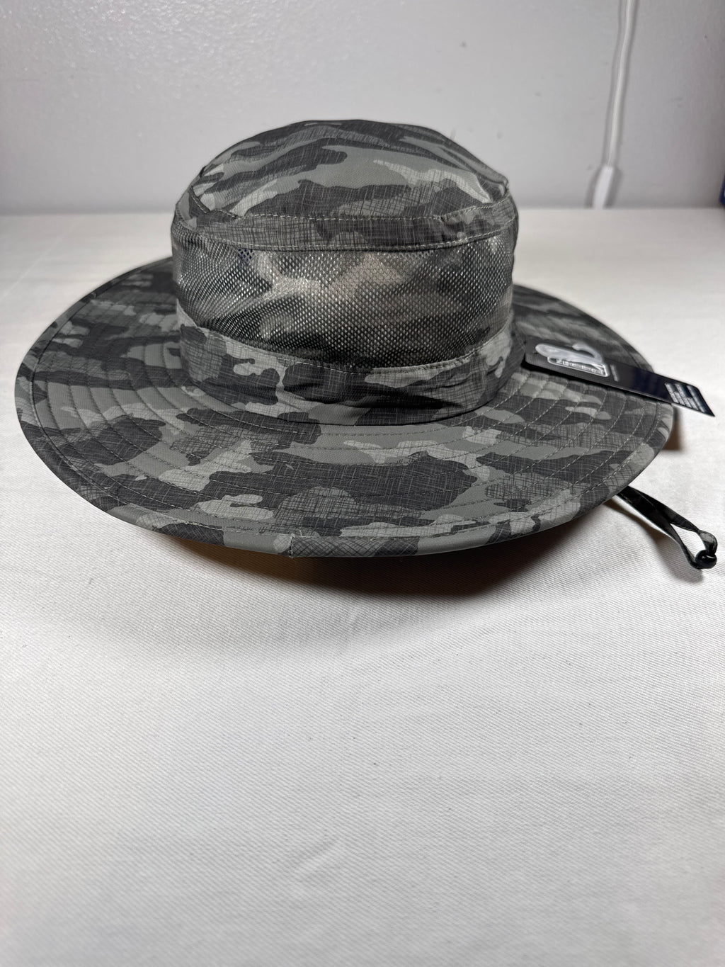 PGA Tour Camo Bucket Hat – New with Tags