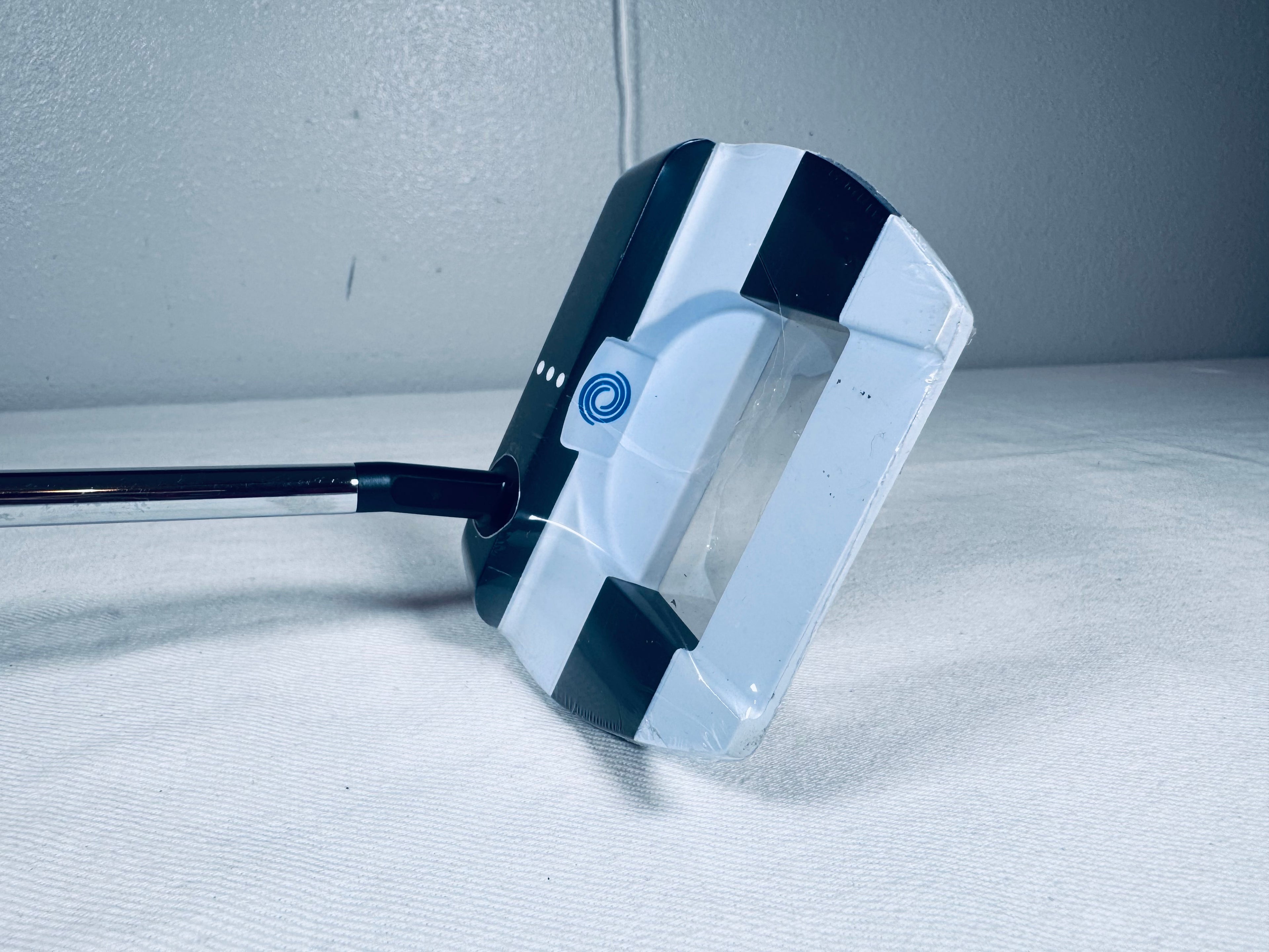 Odyssey Ai-ONE Jailbird Mini Cruiser Putter – New, 33”